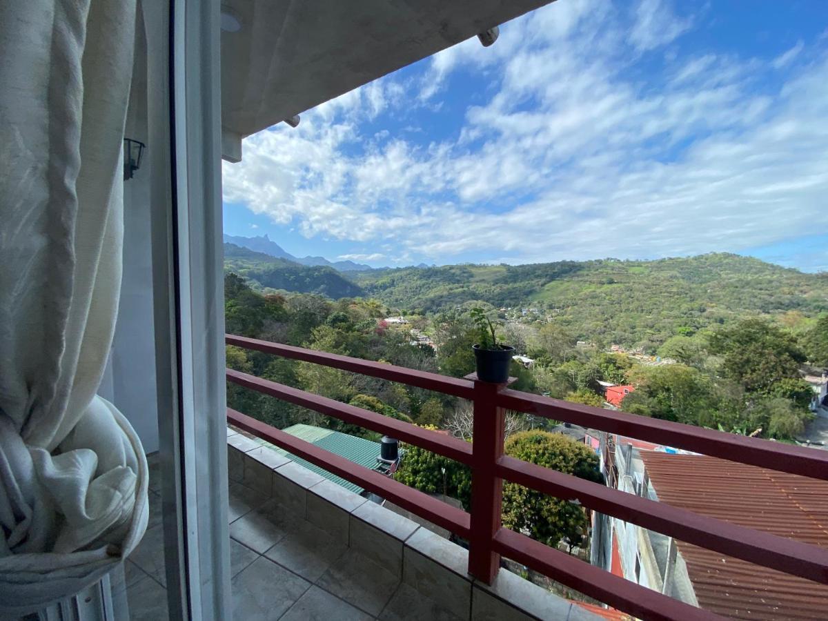 K&M Hotel Xilitla Luaran gambar