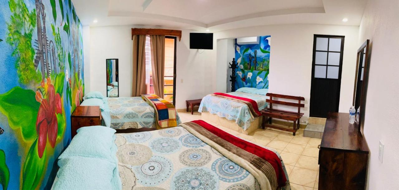 K&M Hotel Xilitla Luaran gambar