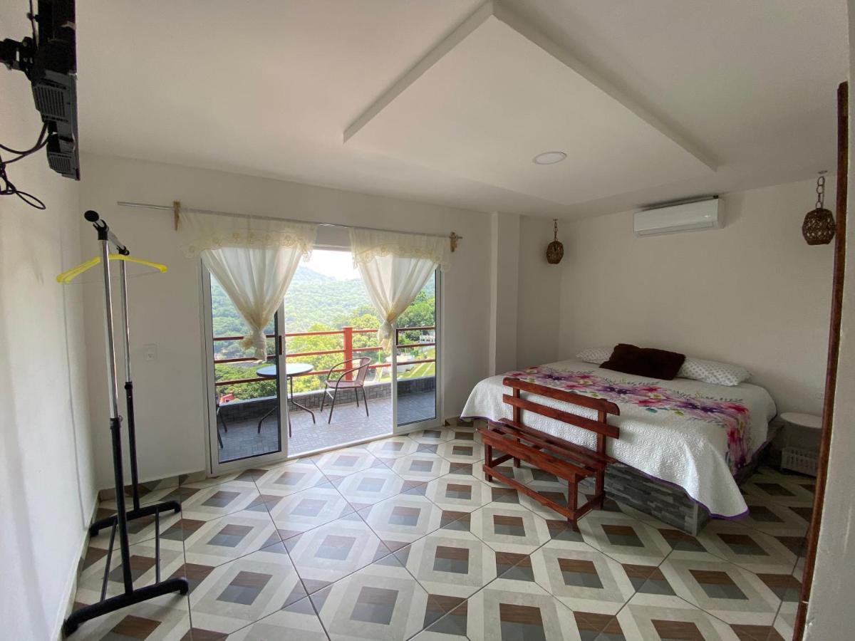 K&M Hotel Xilitla Luaran gambar